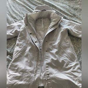 Lululemon off white coat with removable down lining.